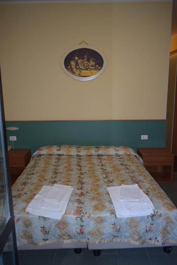 Hotel River Civitella Roveto Exterior photo