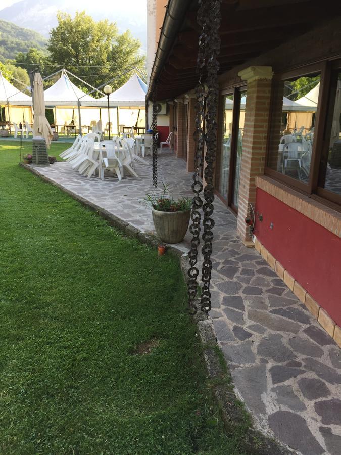 Hotel River Civitella Roveto Exterior photo