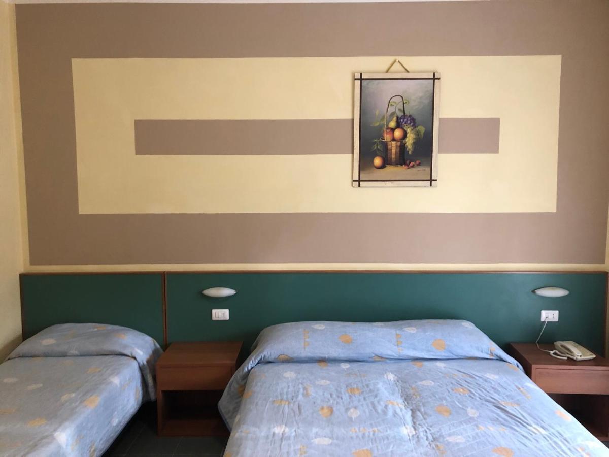 Hotel River Civitella Roveto Exterior photo